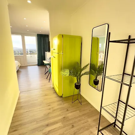M&d Naehe Stadion Mit Balkon - Netflix - Kueche - Sunset View Apartment *